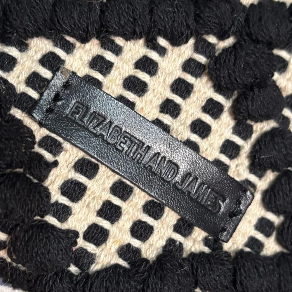 ELIZABETH & JAMES boho wristlet CLUTCH textured handbag BLACK AND WHITE